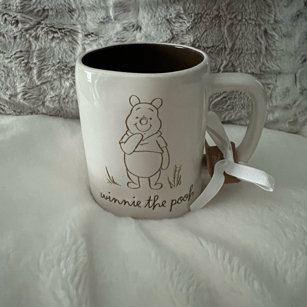 Winnie The Pooh Mug NWT